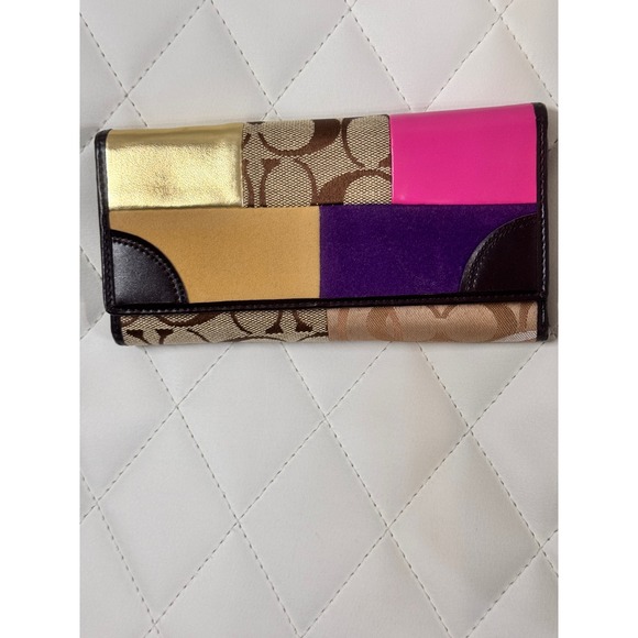 COACH Patchwork Wallet check book Signature Canvas Leather Pink Purple Gold - Picture 1 of 8
